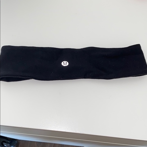 lululemon athletica Accessories - Lululemon headband!!!